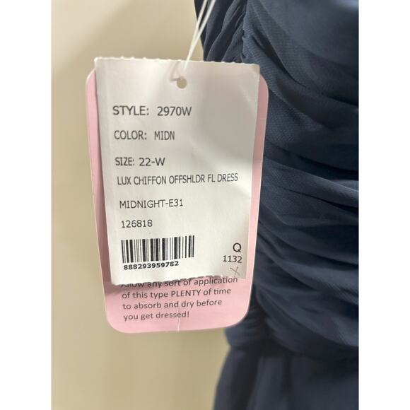 Dressy Collection NWT Off-the-Shoulder Draped Chiffon Maxi Dress Midnight Sz 22W - Picture 7 of 8